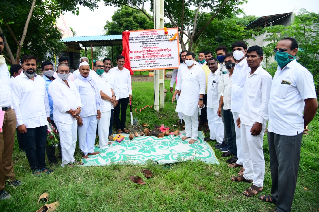 अकरा गावेही विकासाच्या रडारवर – आ. आशुतोष काळे 