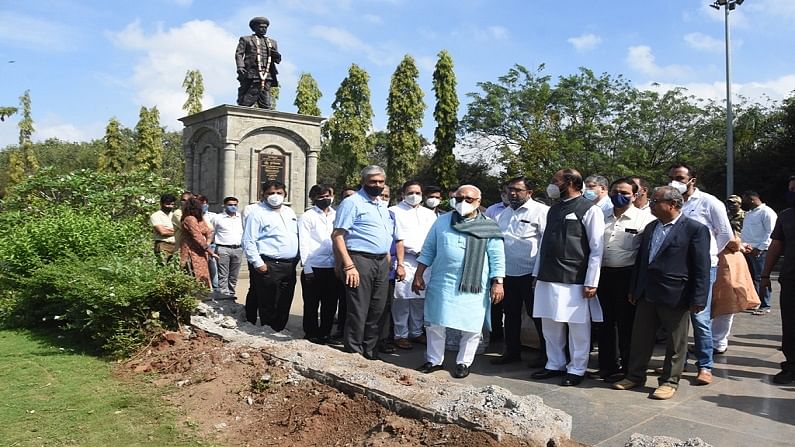 सावित्रीबाई फुले यांच्या जयंतीदिनी पुतळा स्थापित करण्याचा शासनाचा प्रयत्न – अन्न व नागरी पुरवठा मंत्री छगन भुजबळ