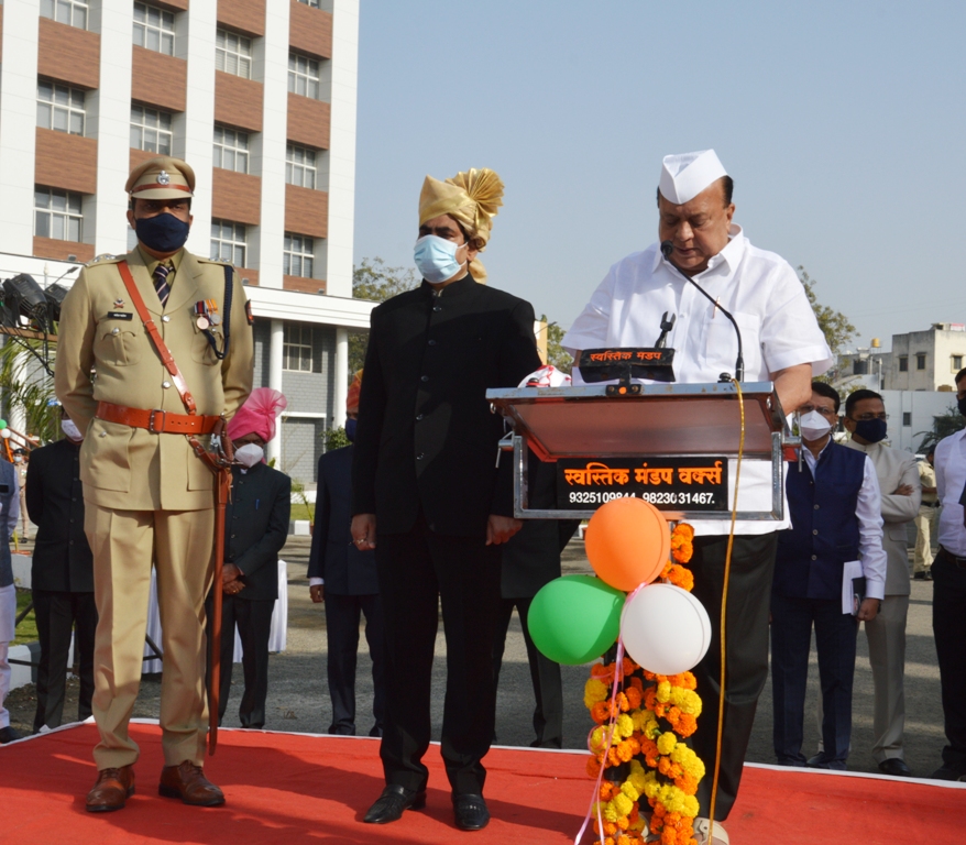 नागरिकांच्या आरोग्याची सुरक्षितता यास सर्वोच्च प्राधान्य – पालकमंत्री हसन मुश्रीफ