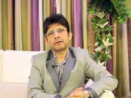 KRK यांच्या छातीत दुखू लागल्याने रुग्णालयात केले दाखल