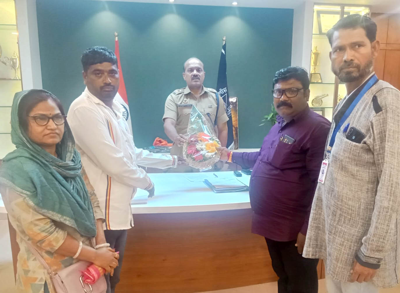 बदनामी करणाऱ्या त्या महिलांवर गुन्हे दाखल करण्याची मागणी