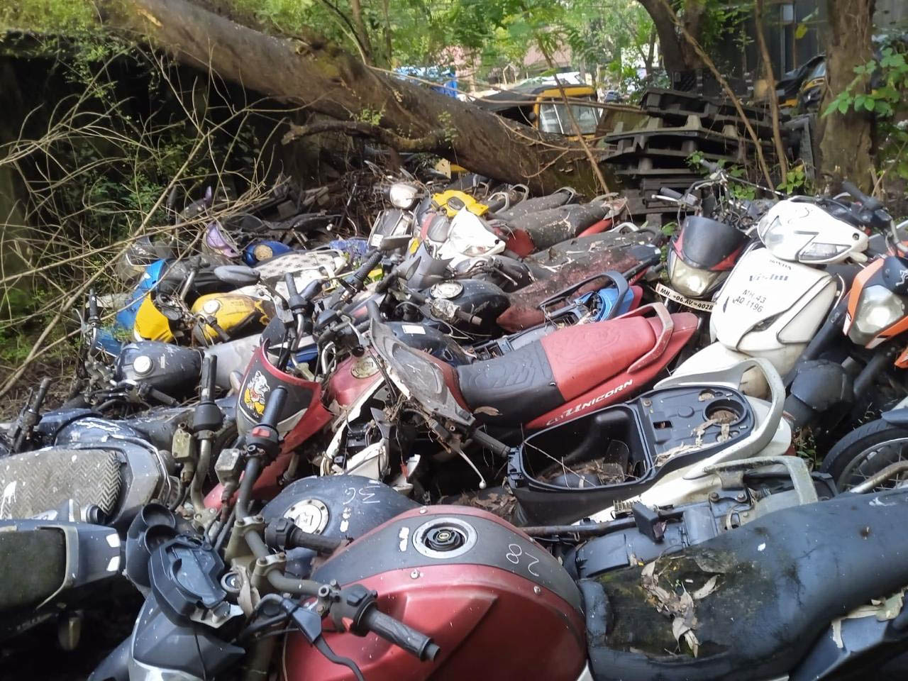 भिंगार कॅम्पला 11 जुलै रोजी बेवारस वाहनांच्या मुद्देमालाचा उघड लिलाव