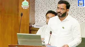 कत्तलखान्यांबाबत शासनाला खोटी माहिती देणाऱ्या पोलीस अधिकाऱ्यांना निलंबित करा