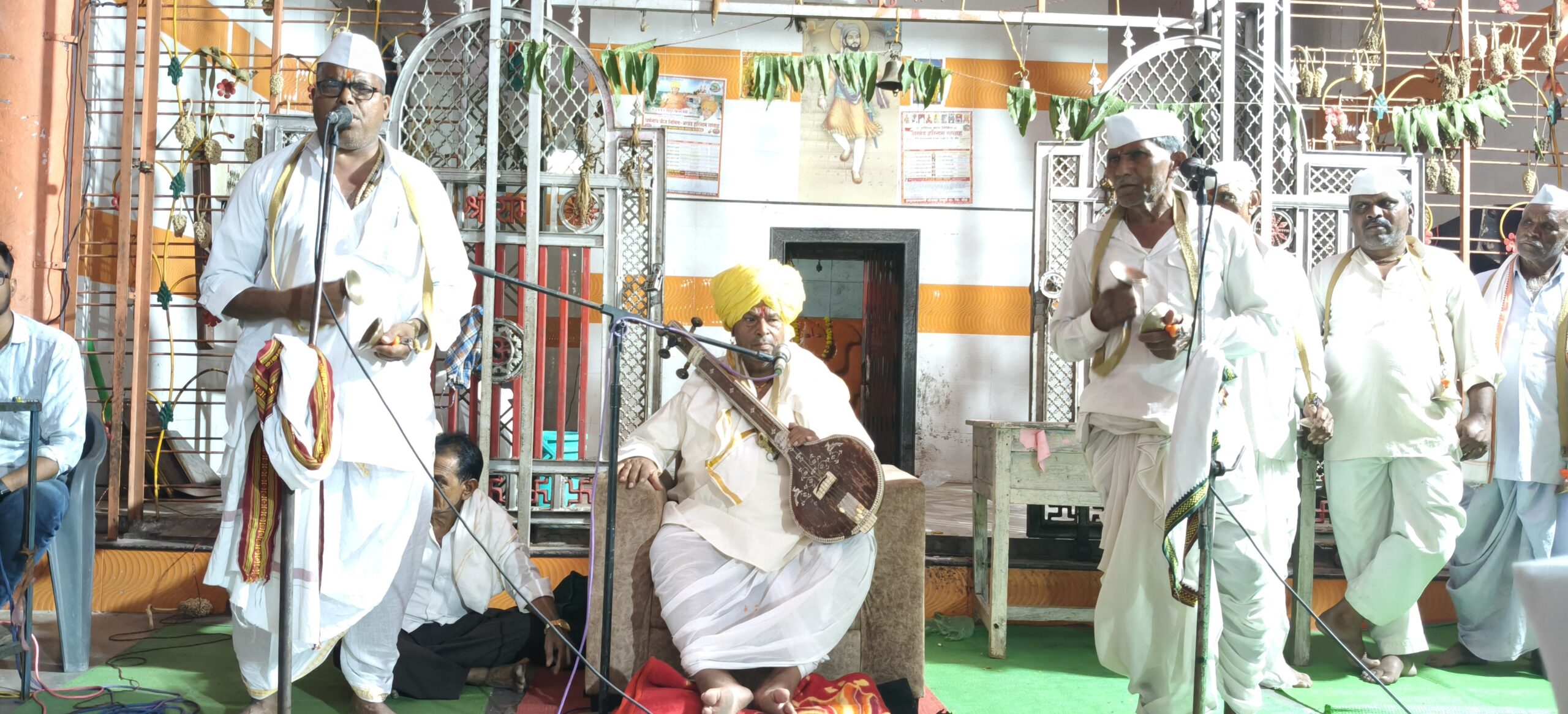 आई-वडिलांची सेवा हेच सर्वात मोठे पुण्य-शांतीब्रह्म नवनाथ बाबा; ब्रम्हनाथ वस्ती येथे हरिकीर्तन उत्साहात संपन्न