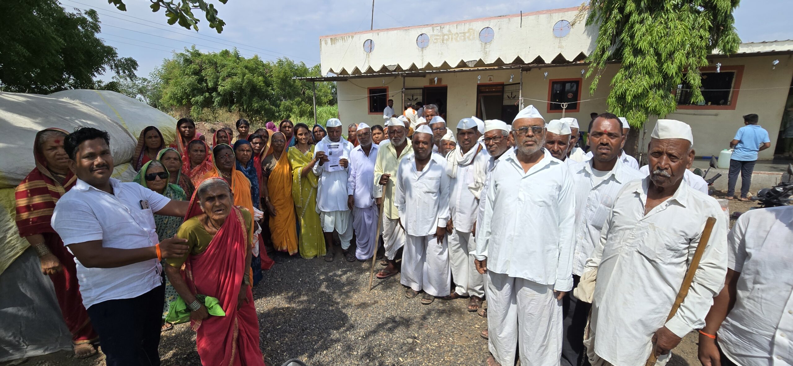 वृद्धांसाठी घरपोच ‘हयाती’ची नोंदणी; कर्जतमधील नगरसेविका नीता कचरे यांचा अनोखा उपक्रम