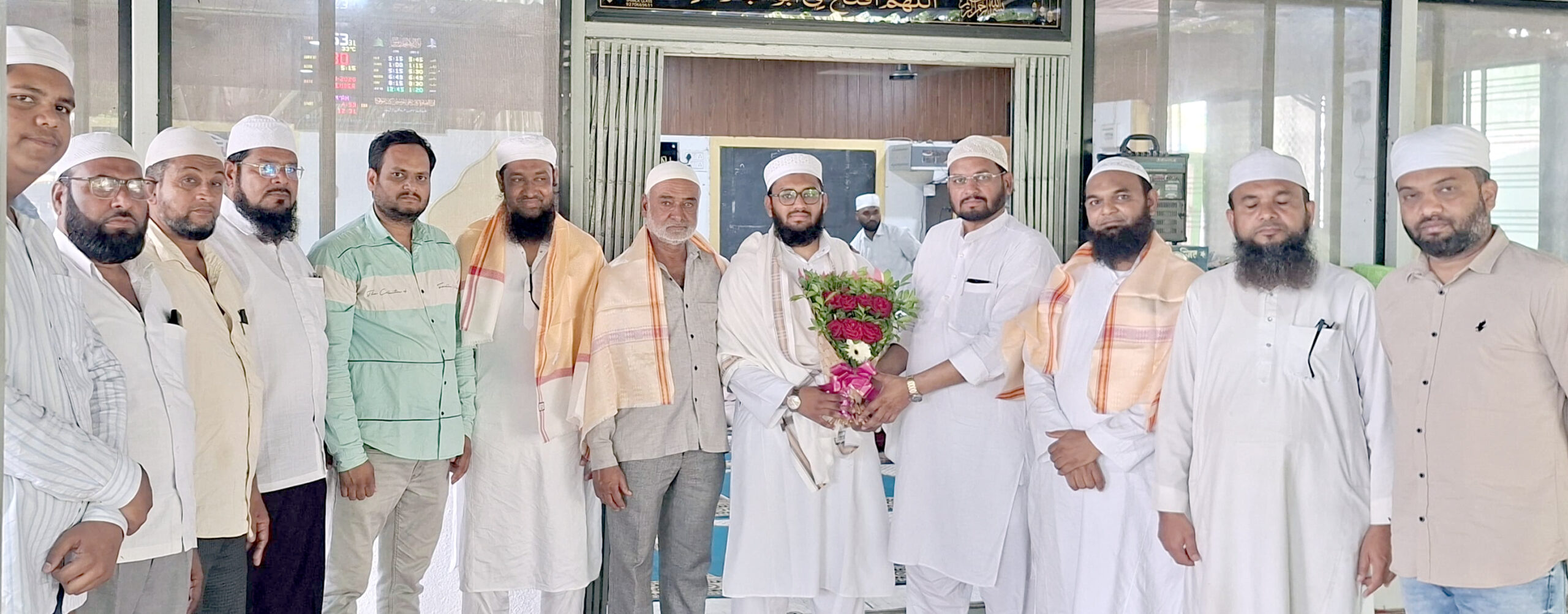 शासकीय वैद्यकीय महाविद्यालयात मिळवला प्रवेश; राहाता येथील मुस्लिम बांधवांकडून सत्कार
